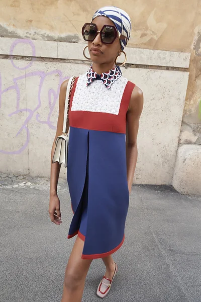 Look 11